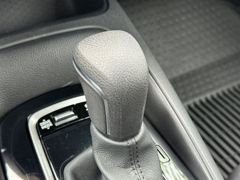 Used 2024 Toyota Corolla SE image 21