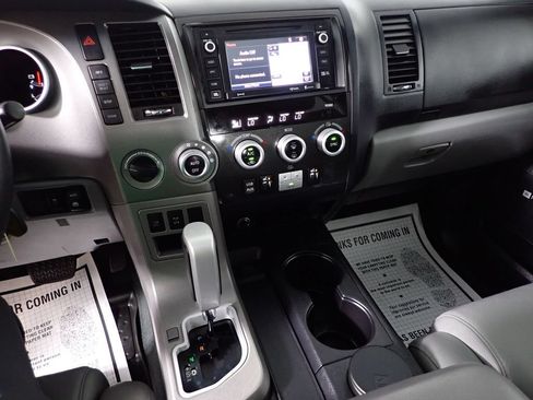 Used 2017 Toyota Sequoia Limited w/ Safety & Convenience Package AWD/4WD image 35