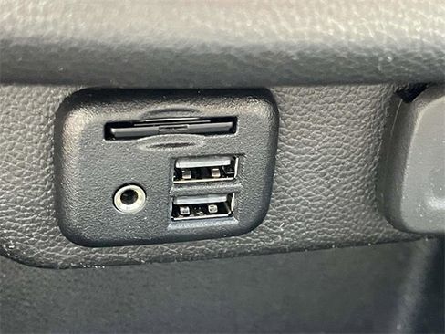 Used 2021 Chevrolet Traverse High Country image 24