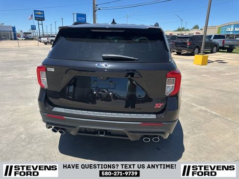 Used 2023 Ford Explorer ST w/ Equipment Group 401A image 5