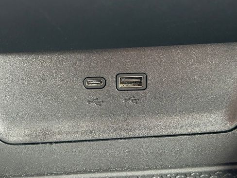 Used 2025 Chevrolet Equinox LT w/ Convenience Package II image 27