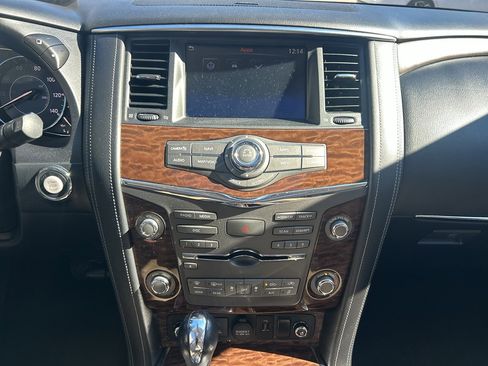 Used 2018 Nissan Armada Platinum image 20