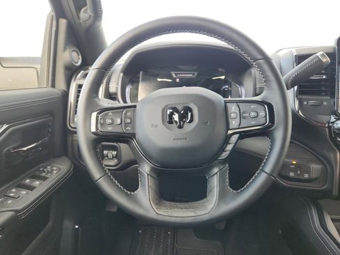 New 2025 RAM 3500 Limited AWD/4WD image 12