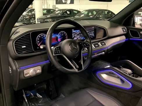 Certified 2025 Mercedes-Benz GLE 350 4MATIC image 17
