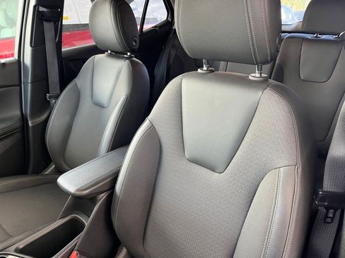 Used 2025 Buick Encore GX Preferred image 36