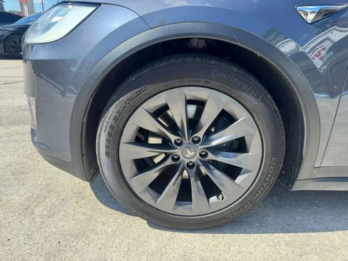 Used 2018 Tesla Model X 100D AWD/4WD image 7