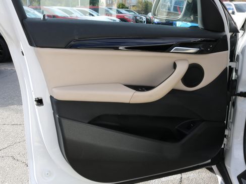 Used 2021 BMW X1 sDrive28i image 12