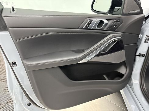 New 2026 BMW X6 xDrive40i image 26