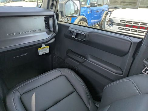 New 2025 Ford Bronco Badlands AWD/4WD image 18