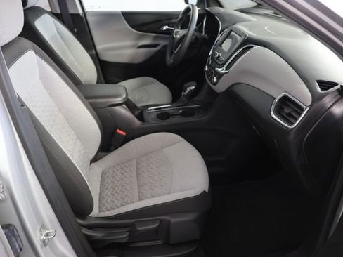 Used 2022 Chevrolet Equinox LT AWD/4WD image 21