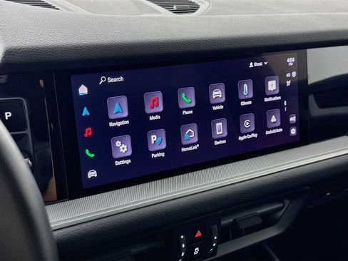 Certified 2024 Porsche Cayenne AWD/4WD image 17