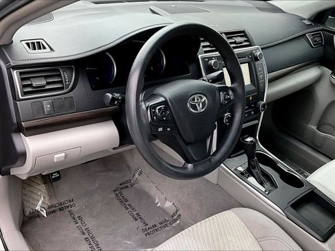 Used 2016 Toyota Camry LE w/ Protection Package (Q2) image 17