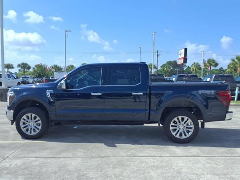 Used 2024 Ford F150 Lariat w/ FX4 Off-Road Package AWD/4WD image 6