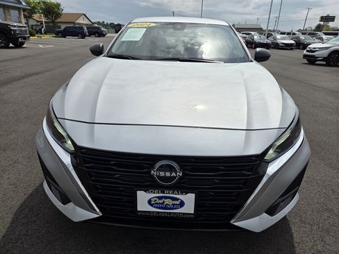 Used 2024 Nissan Altima 2.5 S FWD image 8