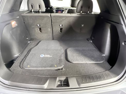 Used 2021 Chevrolet TrailBlazer RS w/ Sun and Liftgate Package image 24