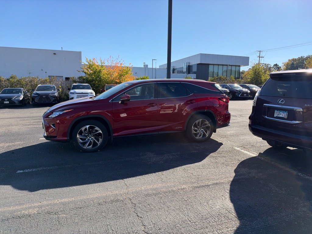 Used 2019 Lexus RX 450hL Luxury w/ Cold Area Package (CT) AWD/4WD image 1