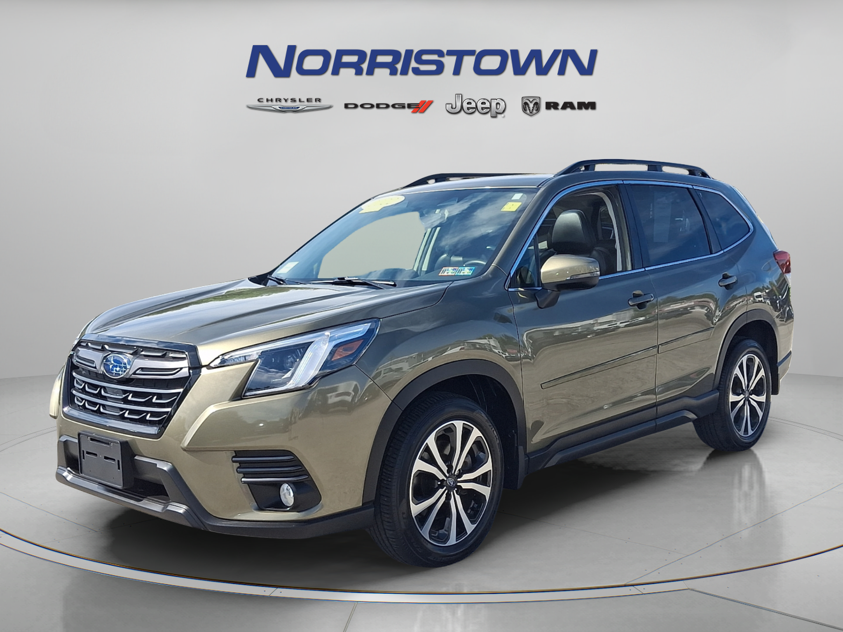 Used 2022 Subaru Forester Limited AWD/4WD image 3