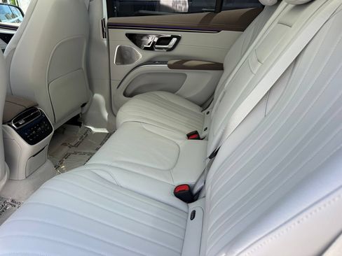 Used 2023 Mercedes-Benz EQS 450+ SUV image 41