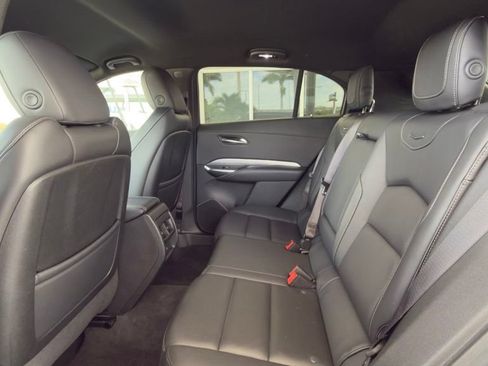 Used 2024 Cadillac XT4 Premium Luxury FWD image 6
