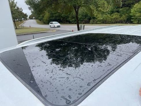 Used 2024 GMC Yukon XL Denali image 10