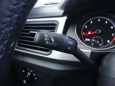 Used 2021 Volkswagen Atlas SE w/ Panoramic Sunroof Package image 20