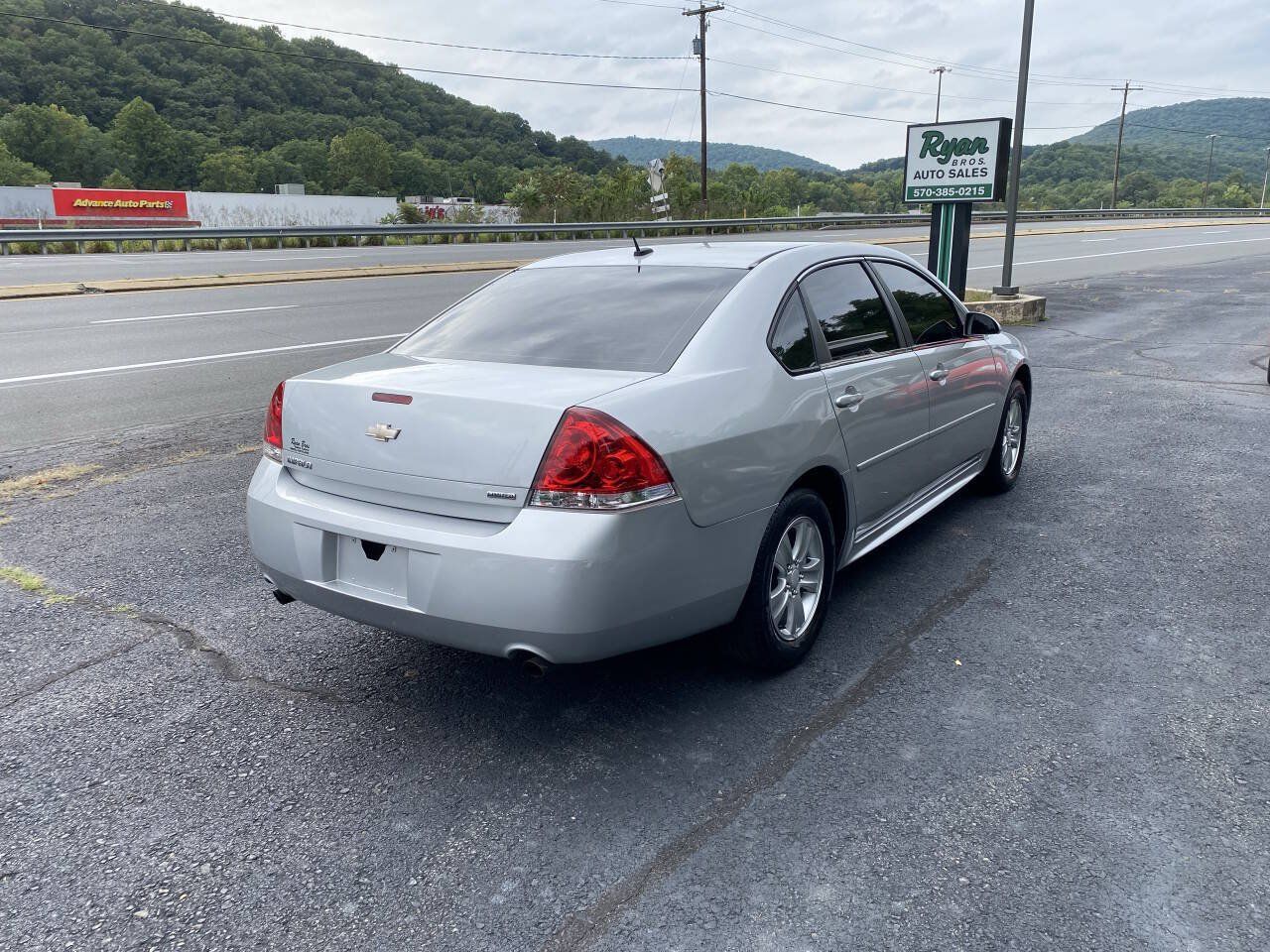 Used 2015 Chevrolet Impala Limited LS FWD image 6