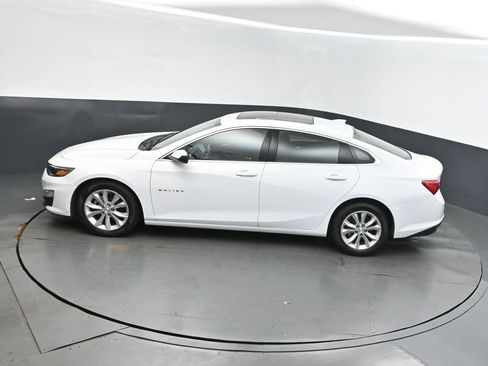 Used 2024 Chevrolet Malibu LT image 32
