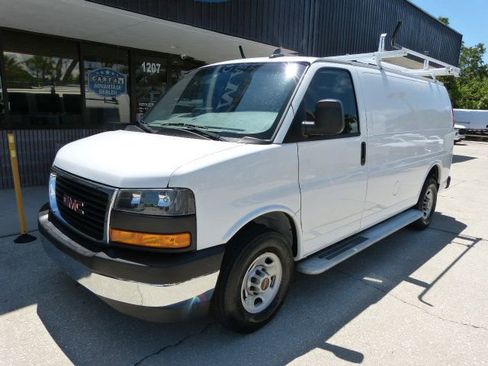 Used 2023 GMC Savana 2500 w/ Driver Convenience Package image 2