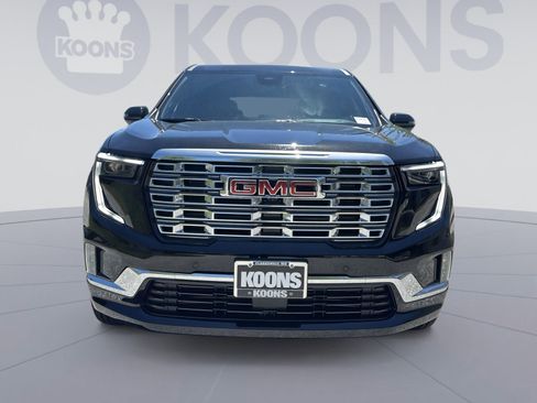 New 2026 GMC Acadia Denali w/ Super Cruise Package AWD/4WD image 8