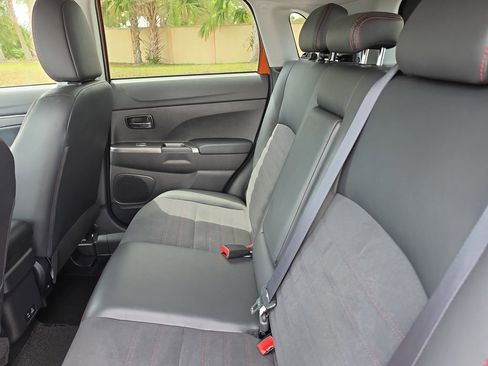 Used 2023 Mitsubishi Outlander Sport SE AWD/4WD image 12