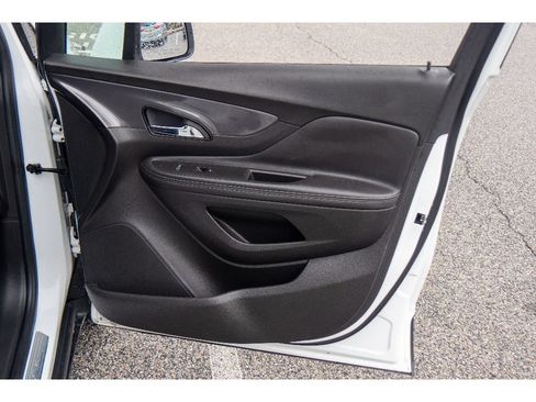 Used 2022 Buick Encore Preferred w/ Safety Package AWD/4WD image 16