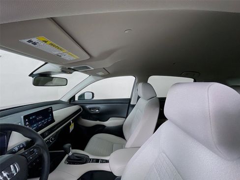 New 2026 Honda HR-V LX image 7