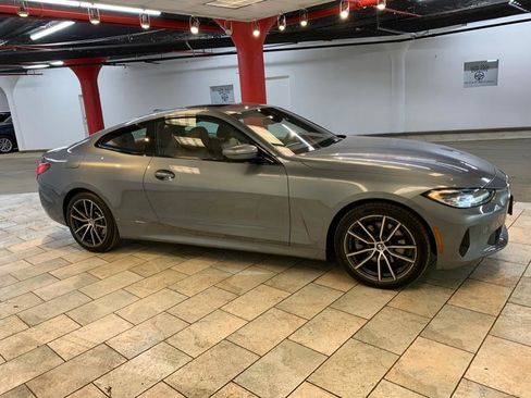 Used 2022 BMW 430i xDrive Coupe w/ Premium Package 2 image 4