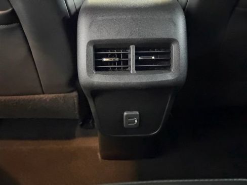 Used 2022 Chevrolet Equinox RS FWD image 24