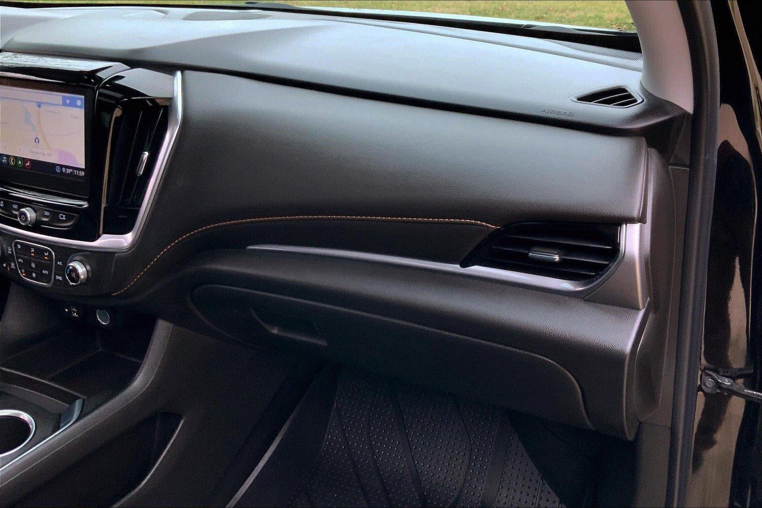 Used 2020 Chevrolet Traverse LT w/ LT Premium Package AWD/4WD image 15