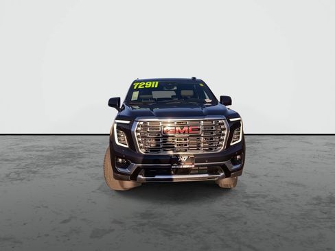 Certified 2025 GMC Yukon XL Denali image 3