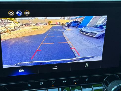 Used 2026 Chevrolet Colorado LT image 27