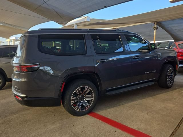 Used 2024 Jeep Wagoneer Series II w/ Flexible Seating Group RWD image 4
