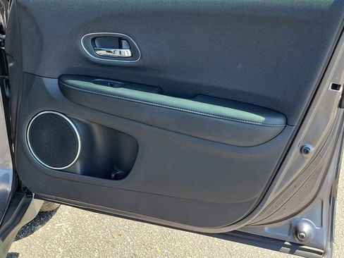 Used 2022 Honda HR-V EX image 8