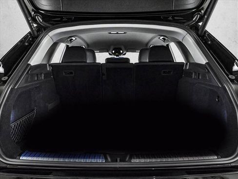 Certified 2025 Audi Q5 Premium w/ Convenience Package AWD/4WD image 6