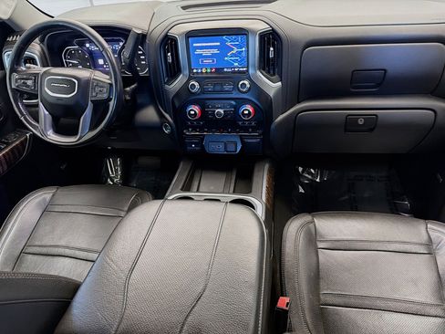 Used 2023 GMC Sierra 3500 Denali w/ Denali Ultimate Package image 12