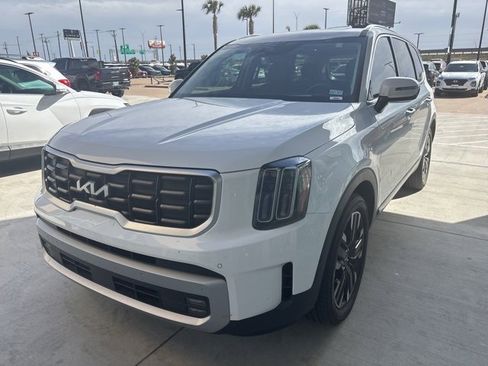 Used 2023 Kia Telluride SX Prestige image 4