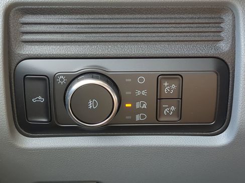 New 2026 Ford F350 XL w/ XL Chrome Package image 65