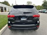 Used 2018 Jeep Grand Cherokee Altitude image 2