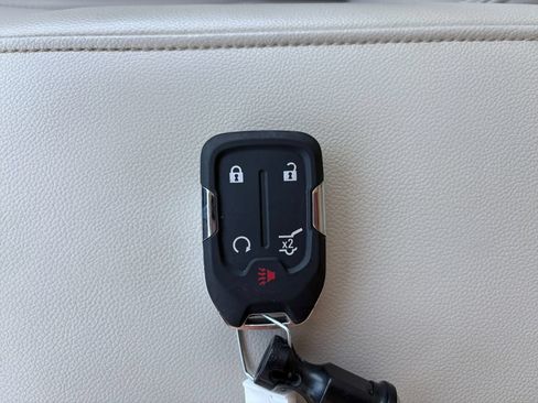 Used 2023 GMC Acadia Denali w/ Denali Ultimate Package AWD/4WD image 46