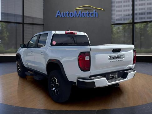 Used 2024 GMC Canyon AT4X AWD/4WD image 9