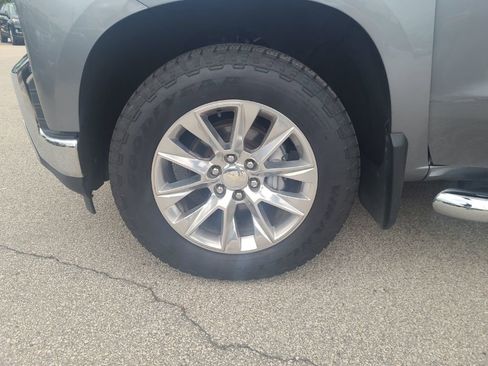 Used 2020 Chevrolet Silverado 1500 LTZ w/ LTZ Premium Package image 24