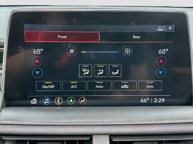 Used 2021 GMC Yukon XL AT4 w/ AT4 Premium Plus Package AWD/4WD image 16