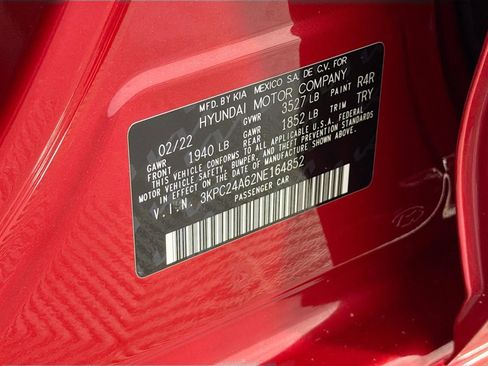 Certified 2022 Hyundai Accent SE image 27