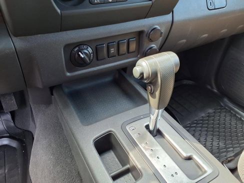 Used 2006 Nissan Xterra S w/ (U01) Utility Pkg image 16